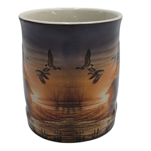 Wild Wings Terry Redlin Golden Retreat Cabin Sculpted Mug 2014 16 oz - Picture 4 of 10
